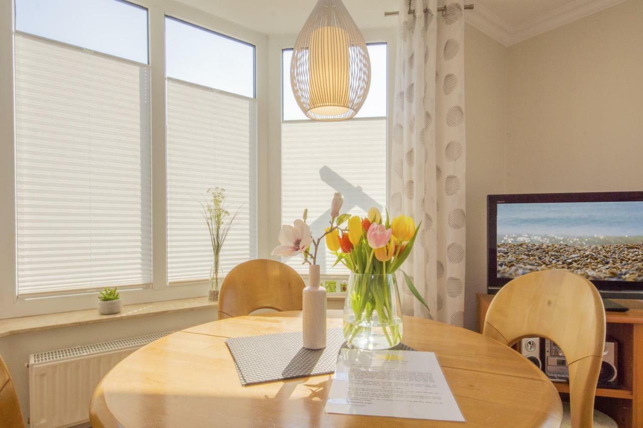 Haus Rugensonne Apartment Baabe Bagian luar foto